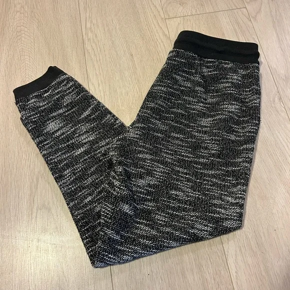 Joggers - Picture 2 of 4